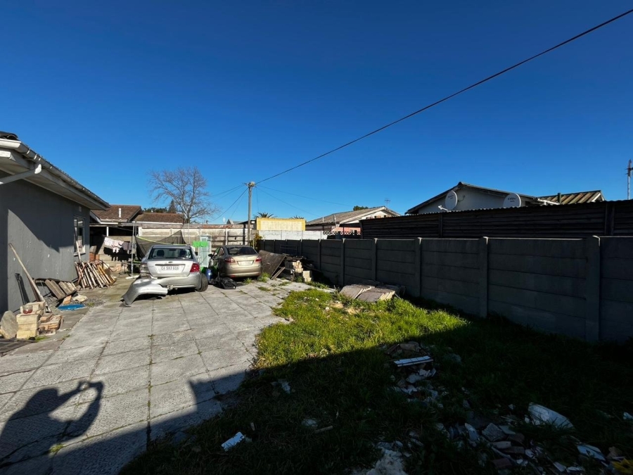 3 Bedroom Property for Sale in Austinville Western Cape